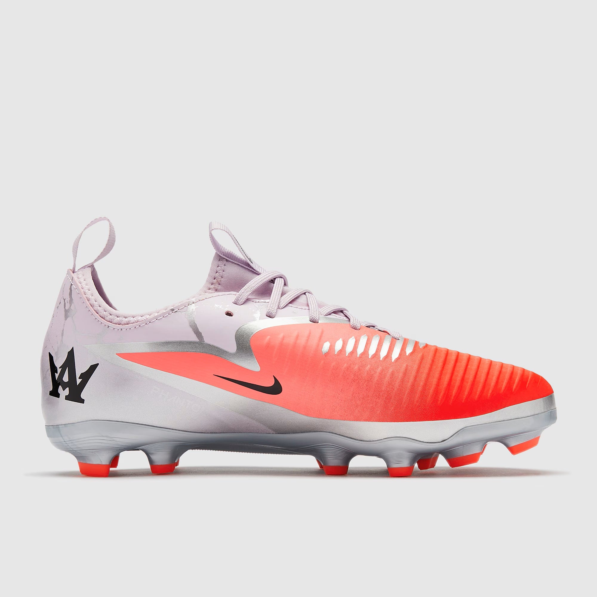 Phantom 6 Low Academy X Alexia Putellas FG JR