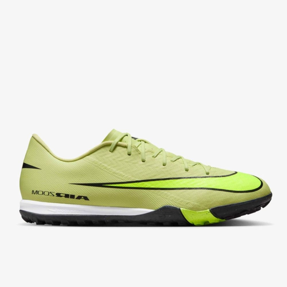 Vapor 16 Academy Turf