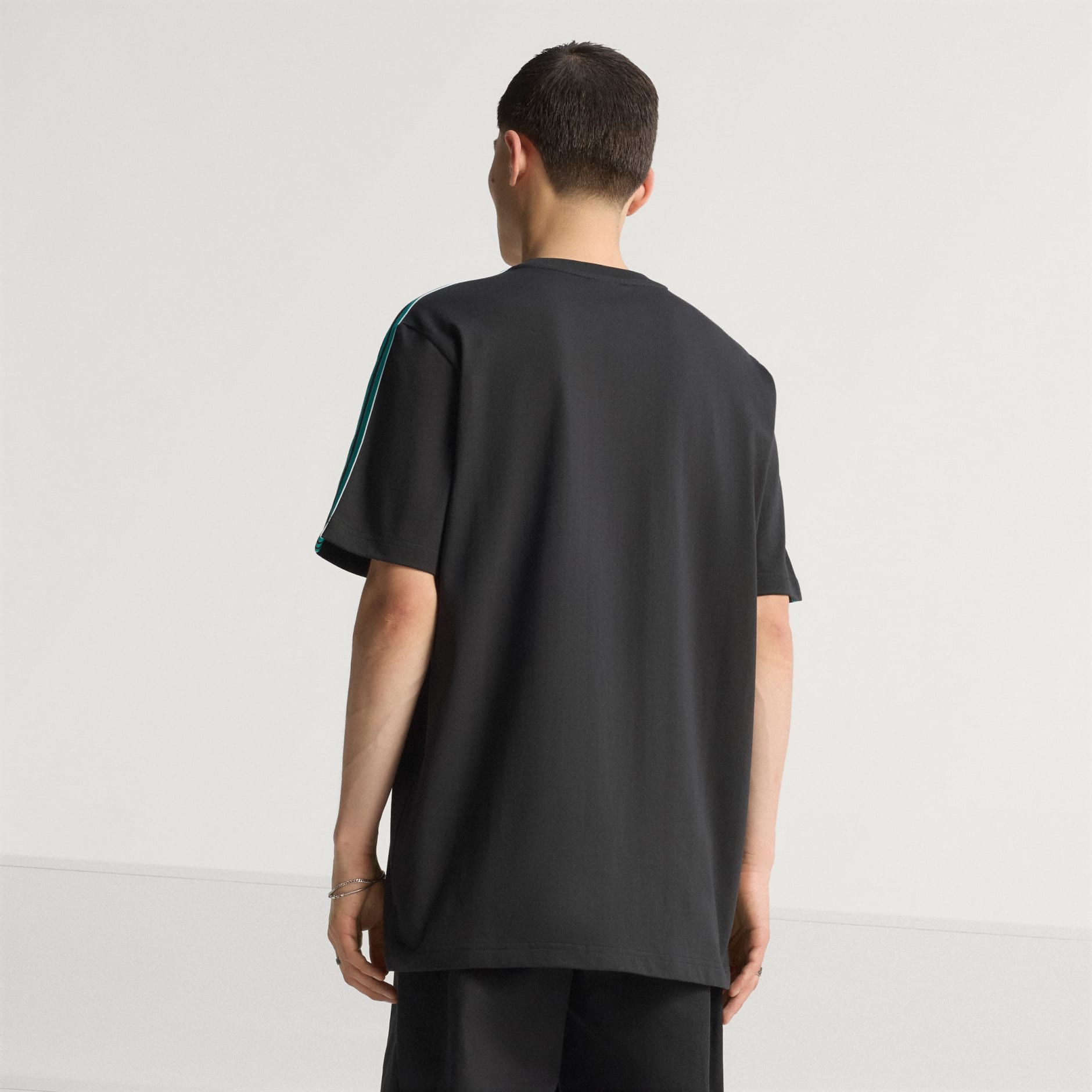 Liverpool FC Terrace Icons Tee