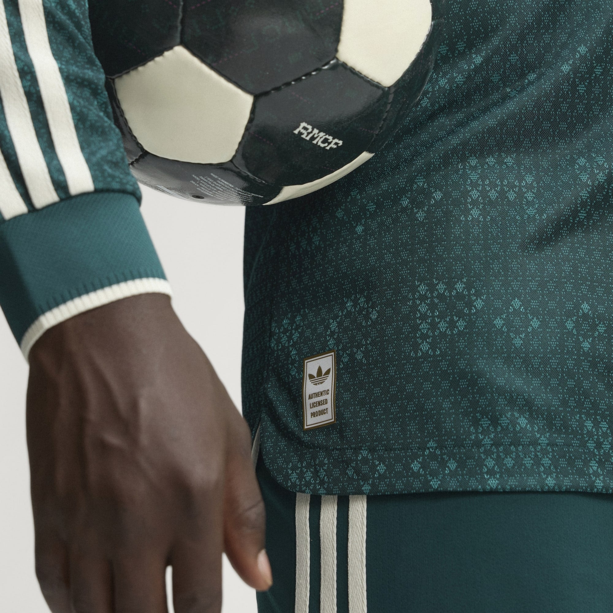 Real Madrid Away Authentic Longsleeve 26/27
