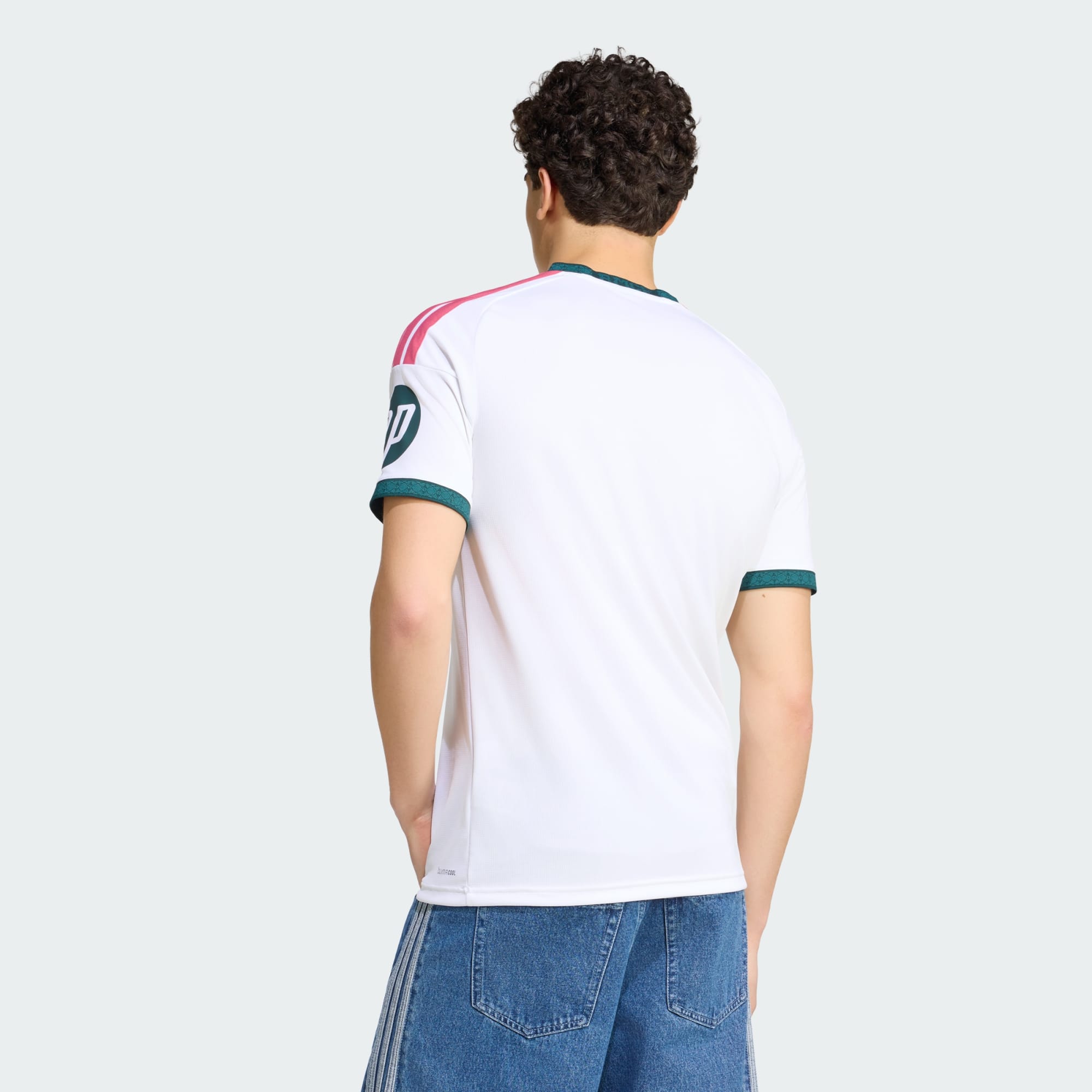 Real Madrid Home Replica 26/27