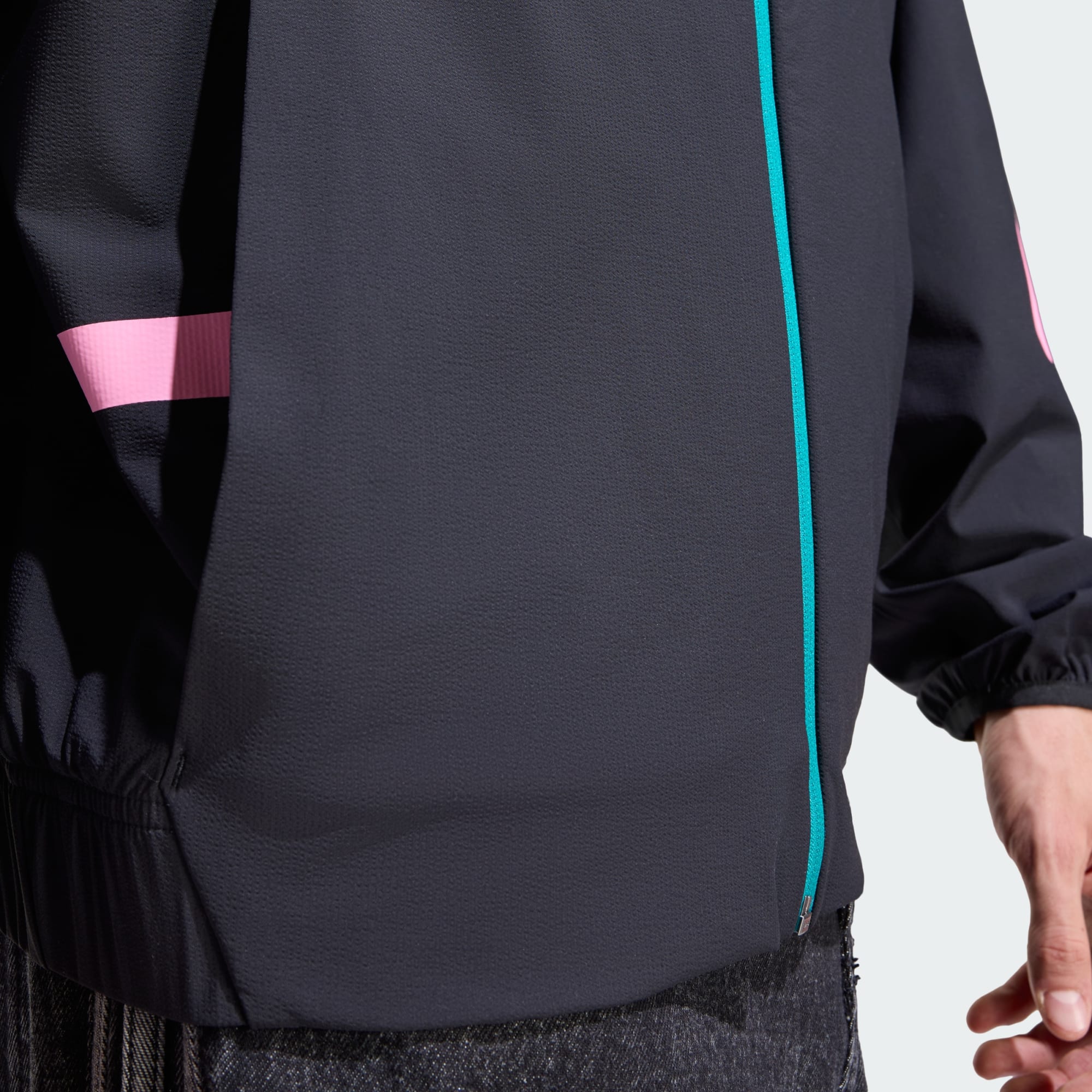 Liverpool FC Z.N.E. Anthem Jacket