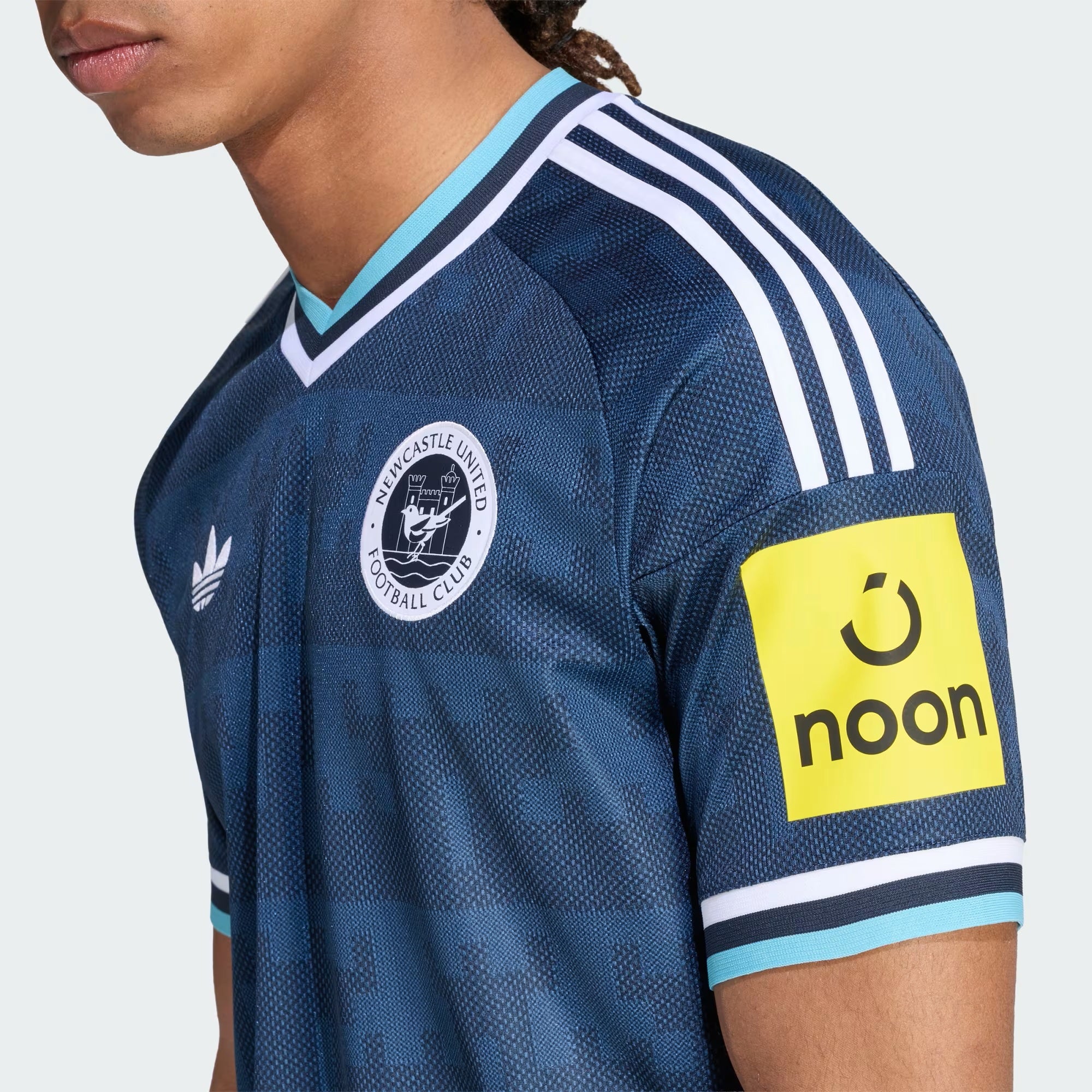 Newcastle Away 26/27