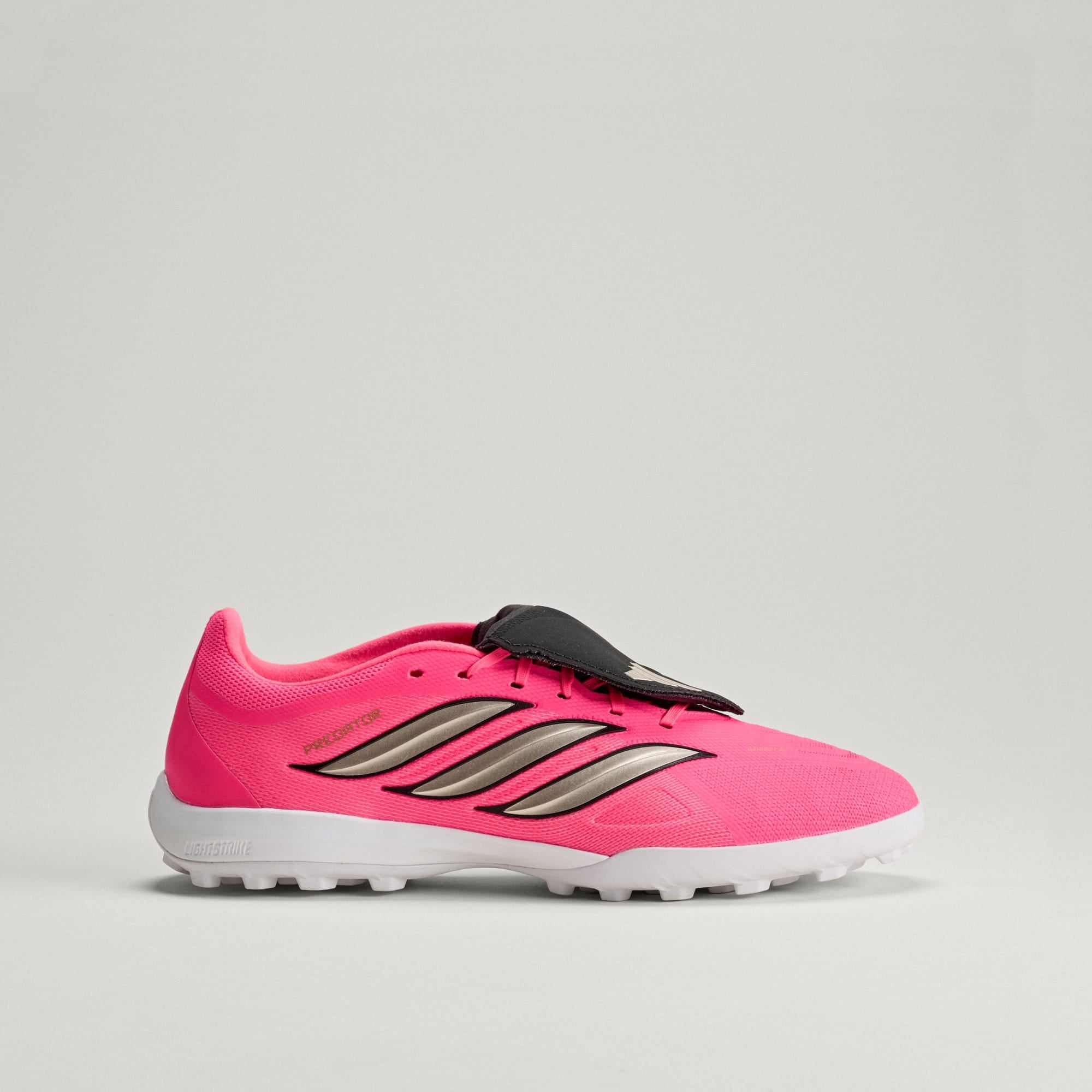 Predator League FT Turf