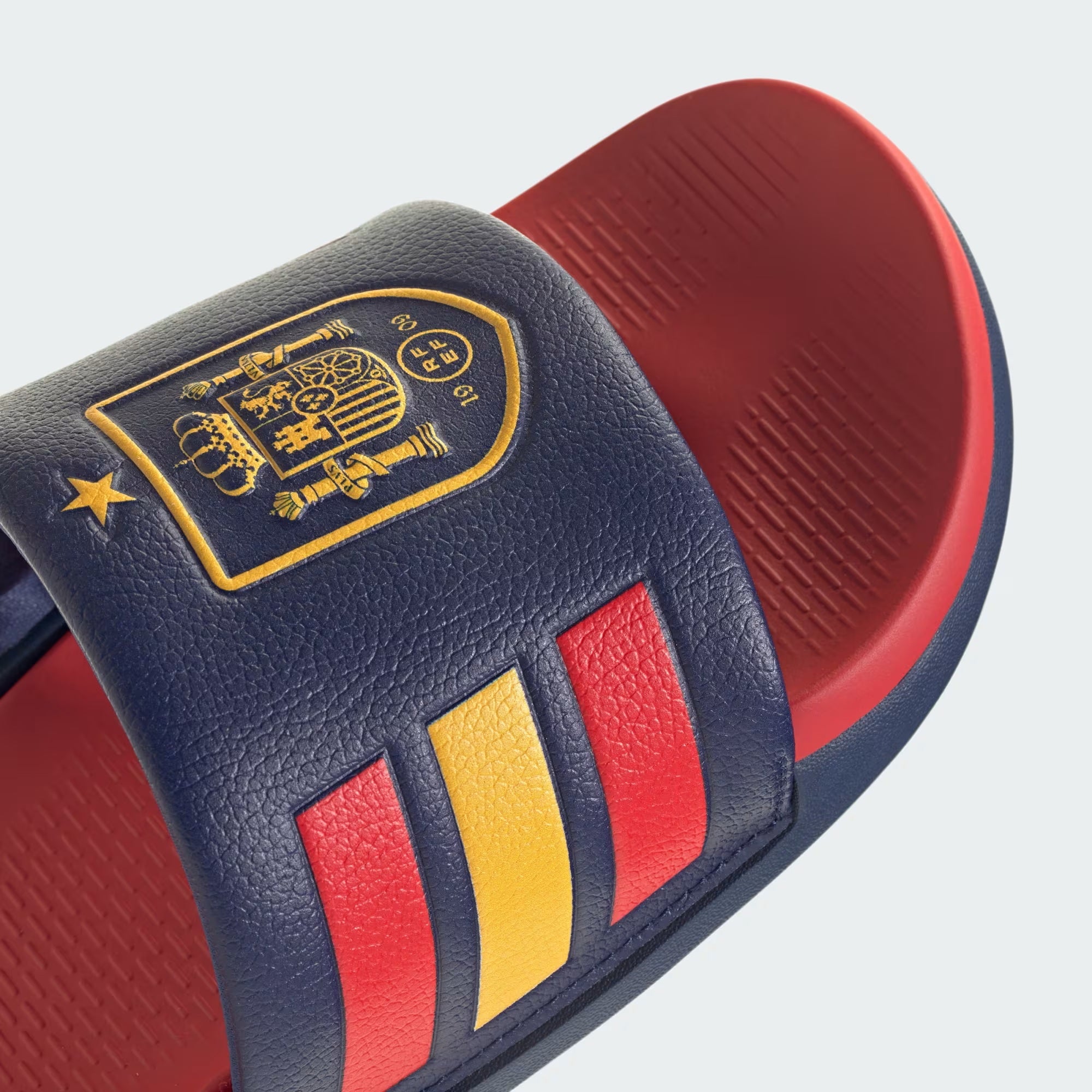 Adilette Comfort 2.0 Spain Slides